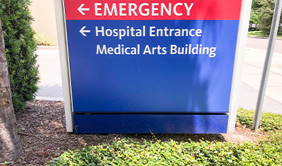Hospital signage and wayfinding signage by Baba Supersign